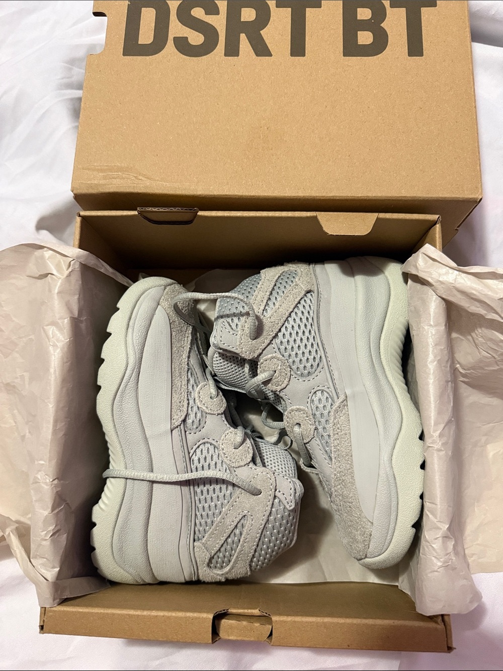YZY DSRT BT SALT KIDS SIZE 9 1/2K